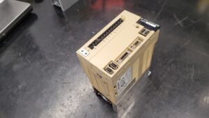 Yaskawa SIGMA III SGDS-15A12A AC Servopack vor der Reparatur