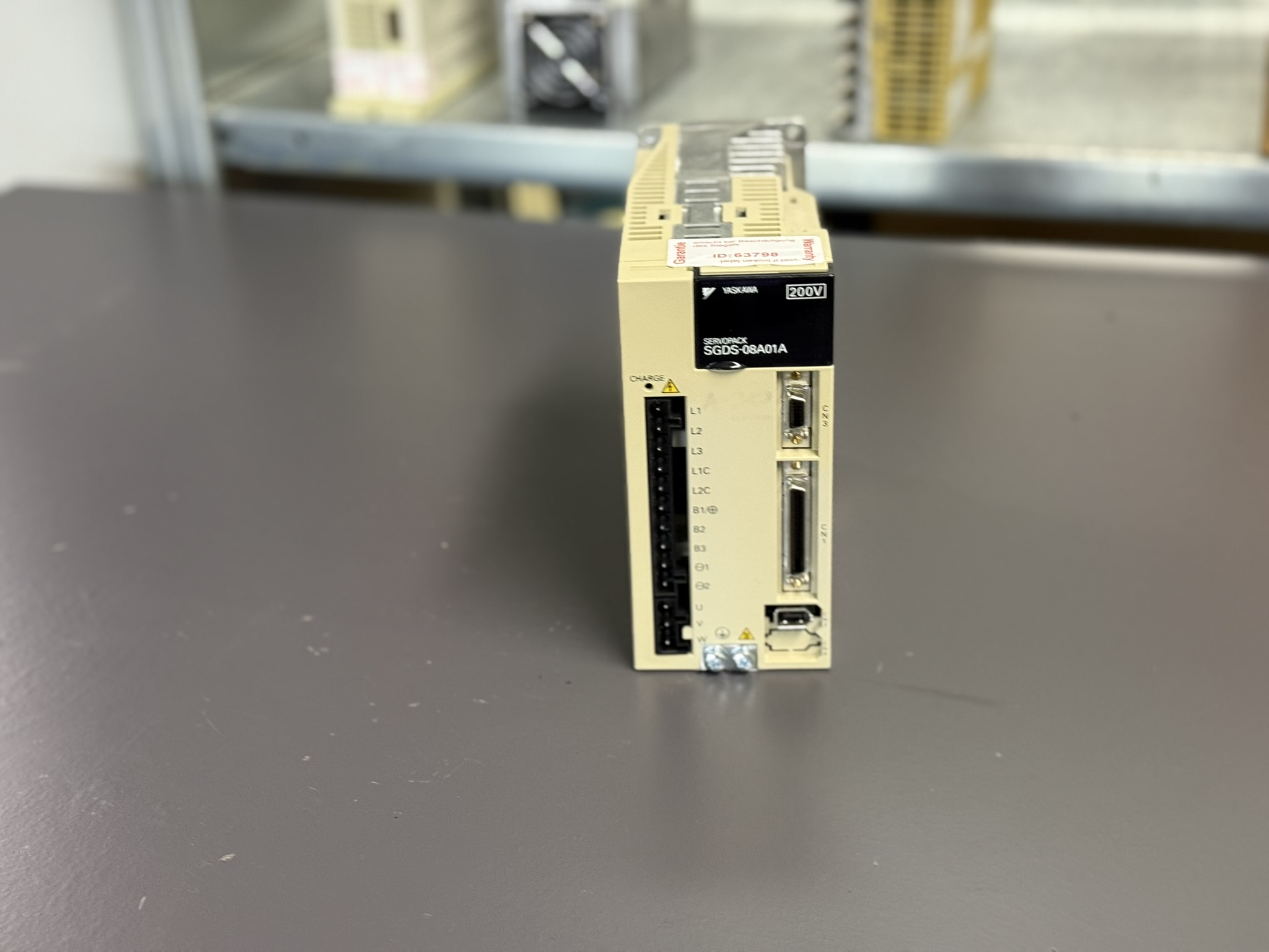 Yaskawa Servopack SGDS-08A01A Front