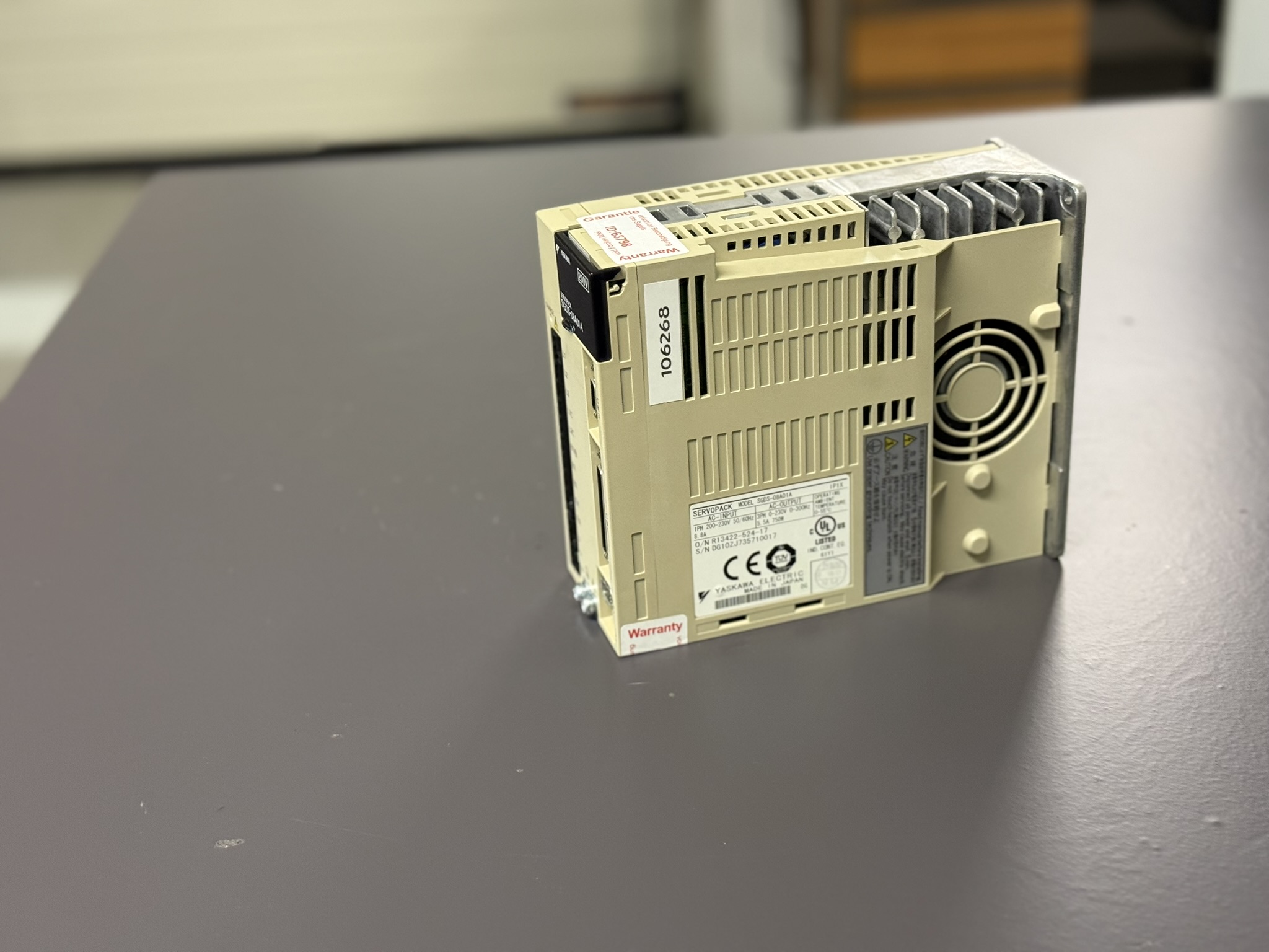 Yaskawa Servopack SGDS-08A01A Seite 4