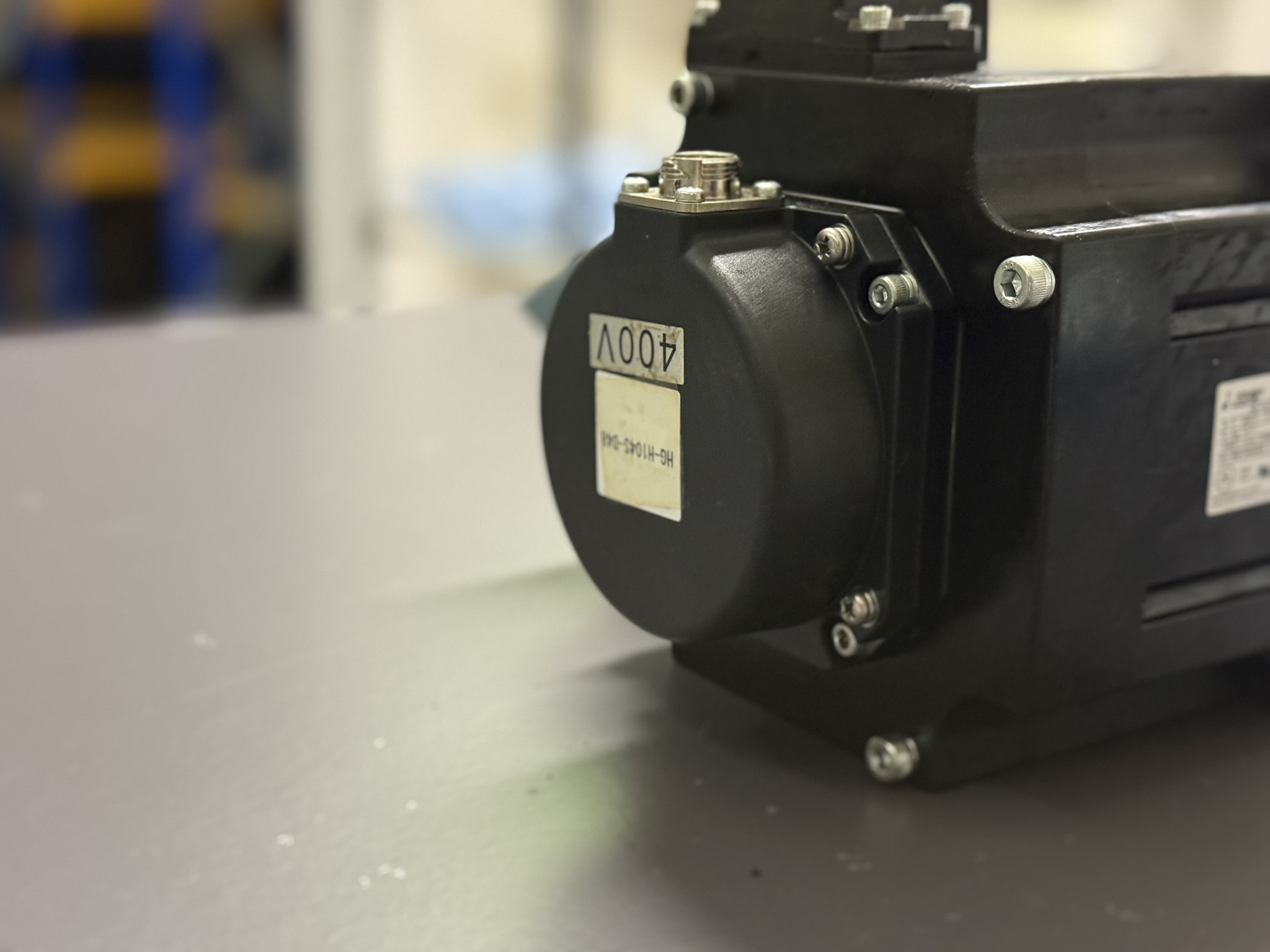 Mitsubishi AC Servo Motor HG-KR43J Ansicht hinten