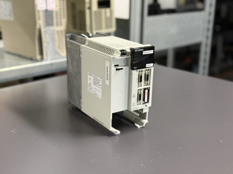 Mitsubishi MDS-B-SVJ2-10 Servo Drive Unit Hauptbild