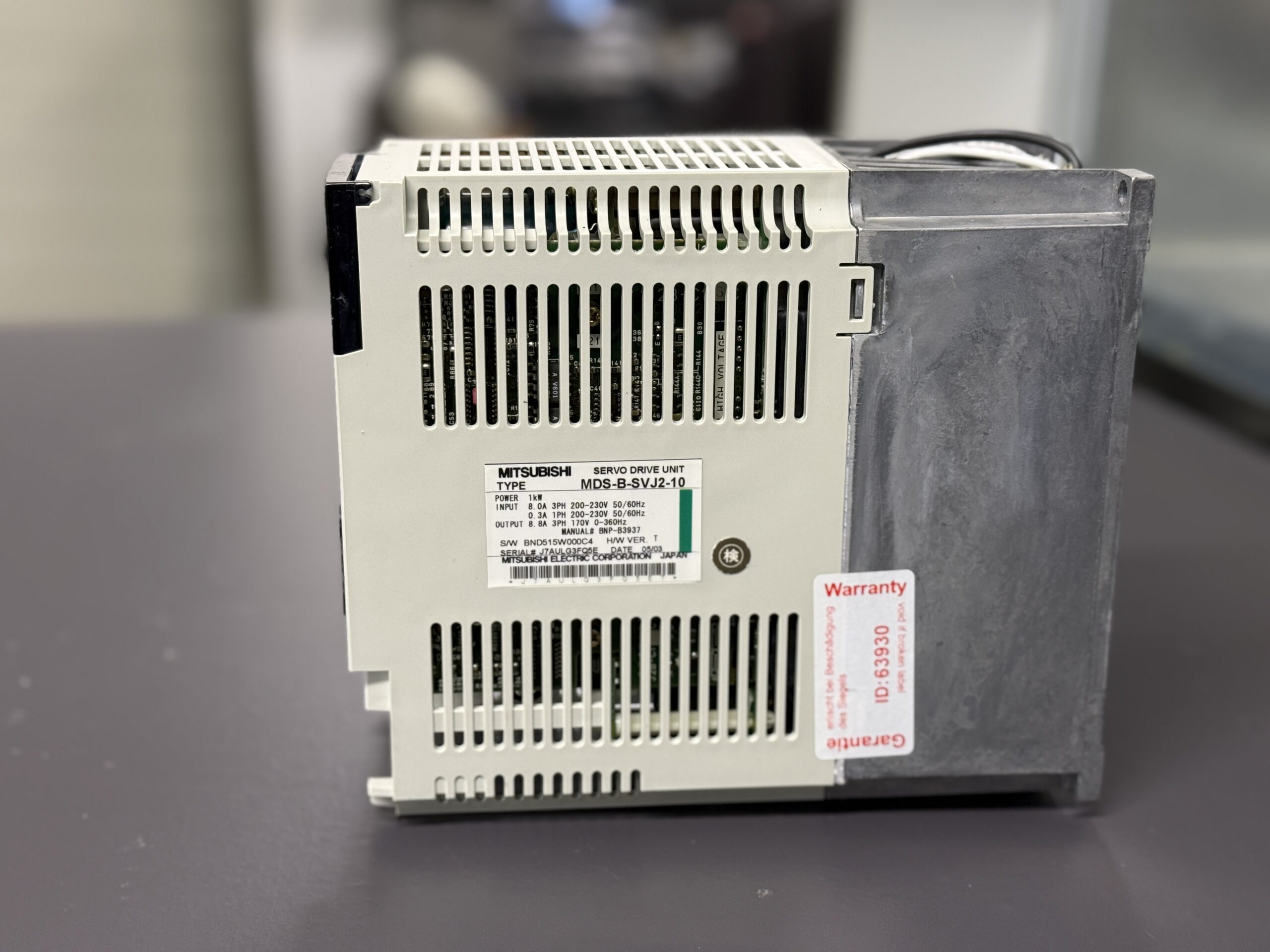 Mitsubishi MDS-B-SVJ2-10 Servo Drive Unit Seite 3