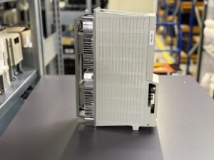 Mitsubishi MDS-B-V1-35 AC Servo  Drive Unit Seite 2