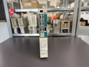 Mitsubishi MDS-C1-V1-35 Servo Drive Unit Frontansicht