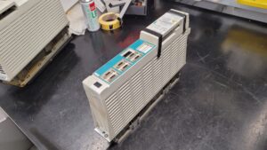 Mitsubishi MDS-C1-V1-35 Servo Drive Unit vor der Reparatur