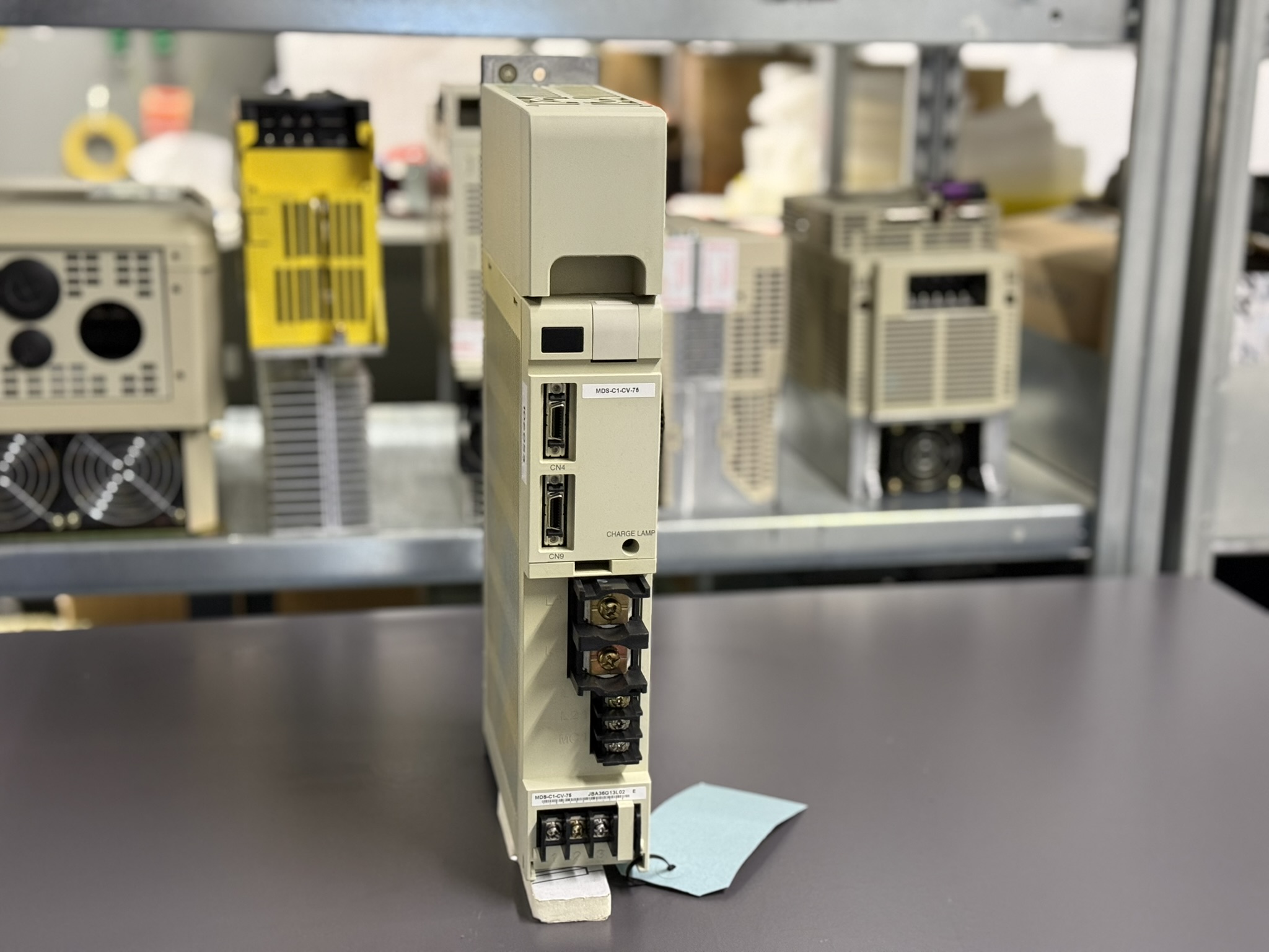 Mitsubishi Power Supply Unit MDS-C1-CV-75 Frontansicht