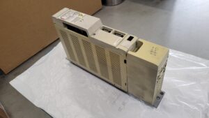 Mitsubishi Power Supply Unit MDS-C1-CV-75 vor der Reparatur1