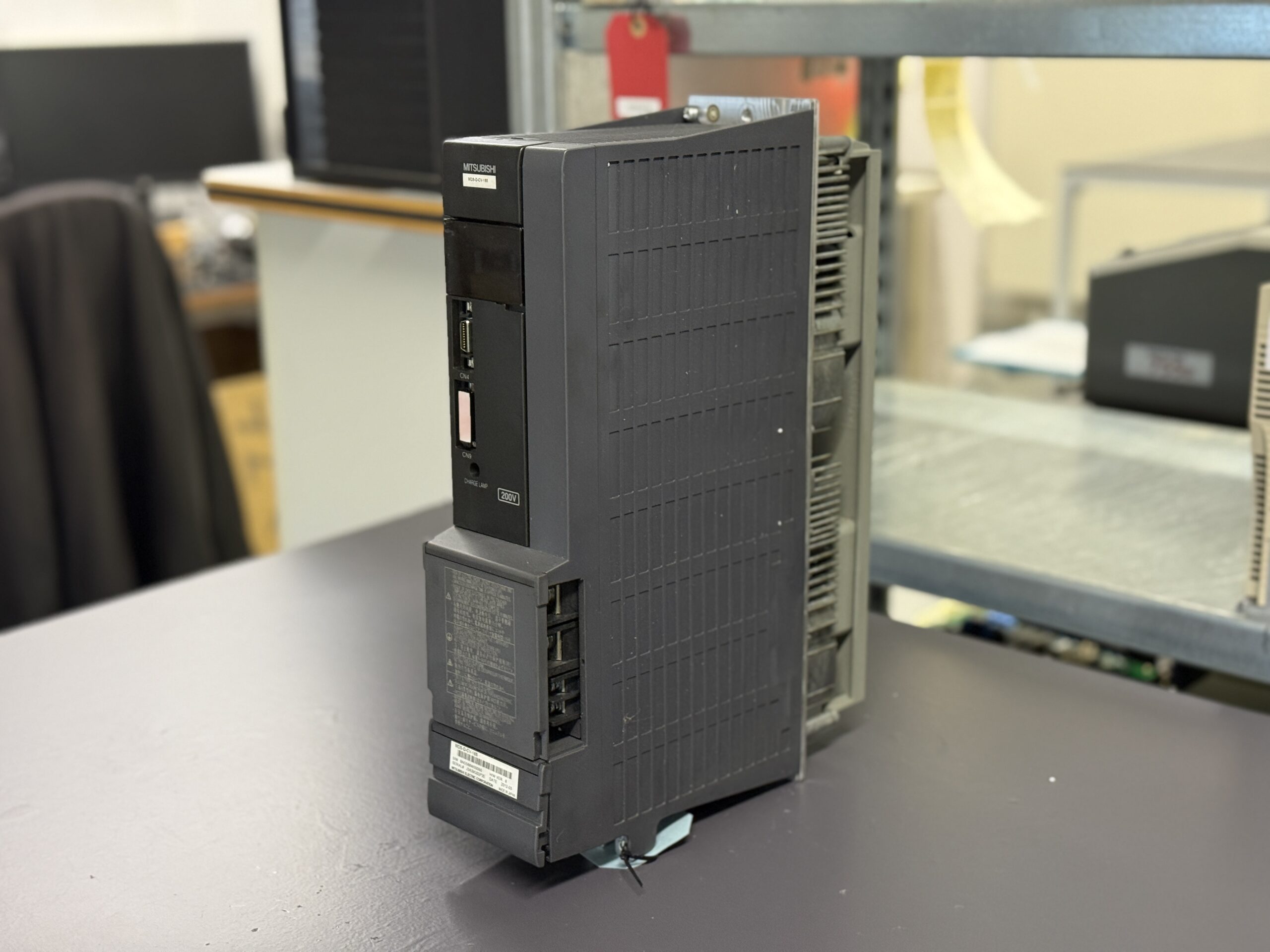 Mitsubishi Power Supply Unit MDS-D-CV-185 Seite 2