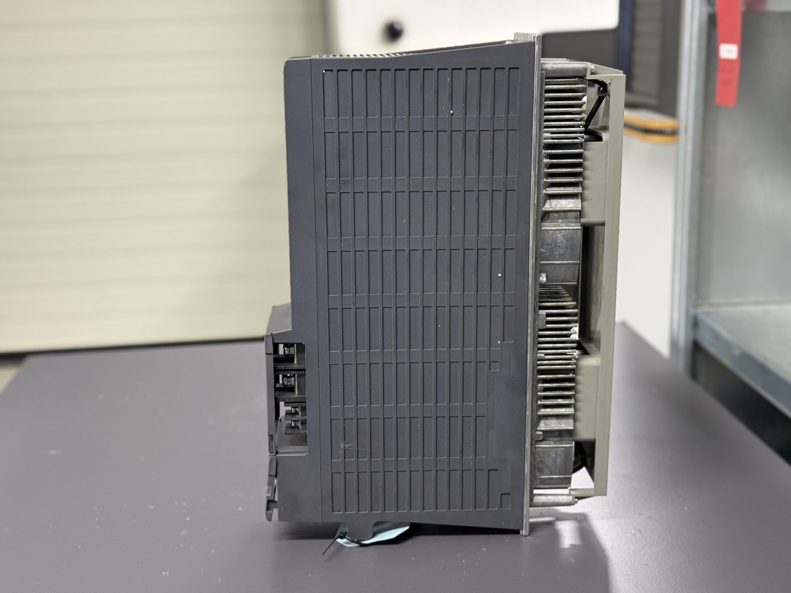 Mitsubishi Power Supply Unit MDS-D-CV-185 Seite 3