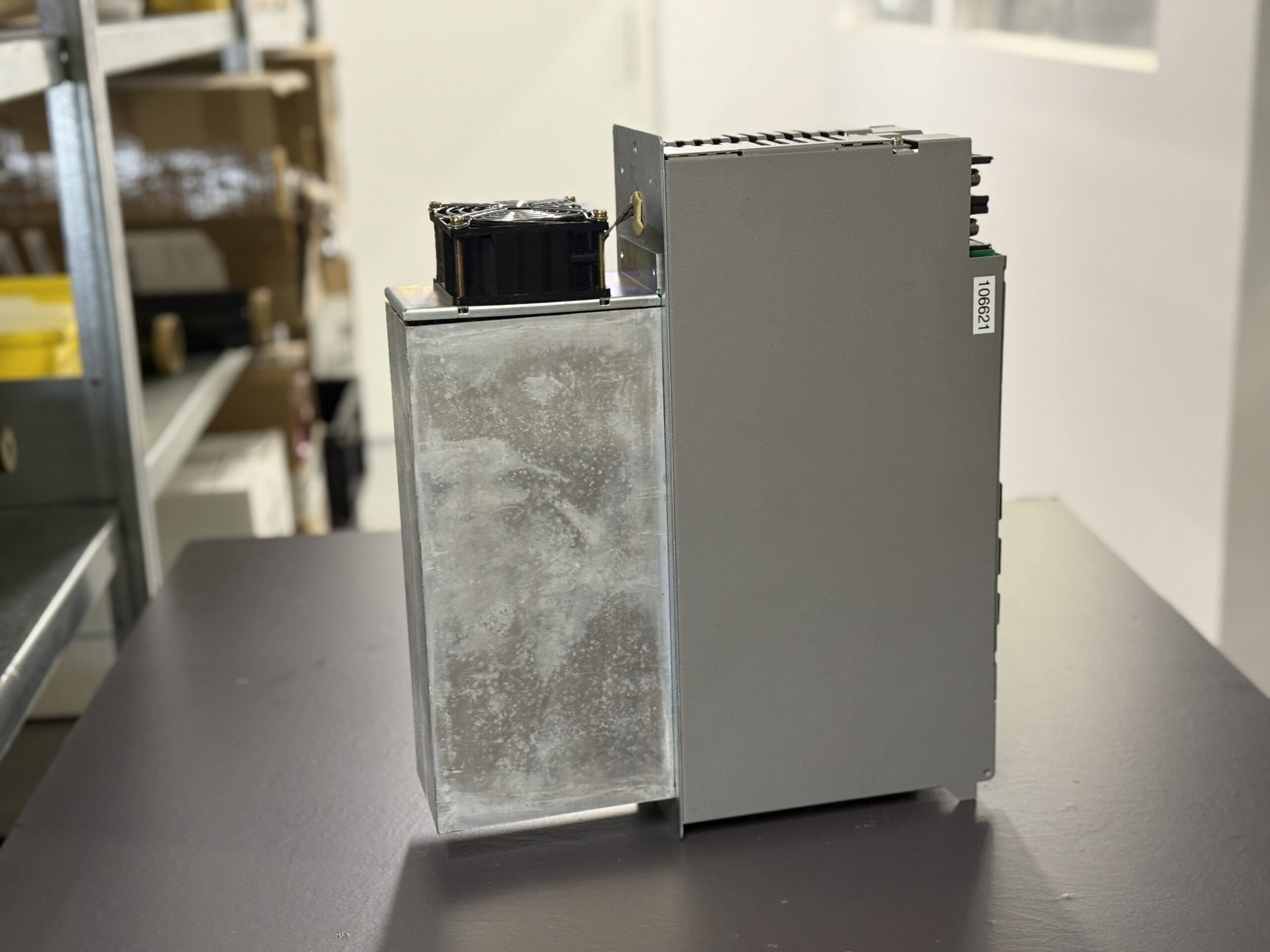 Okuma Servo Drive Unit MIV08-1-P1 or 1006-2219 Ansicht 4