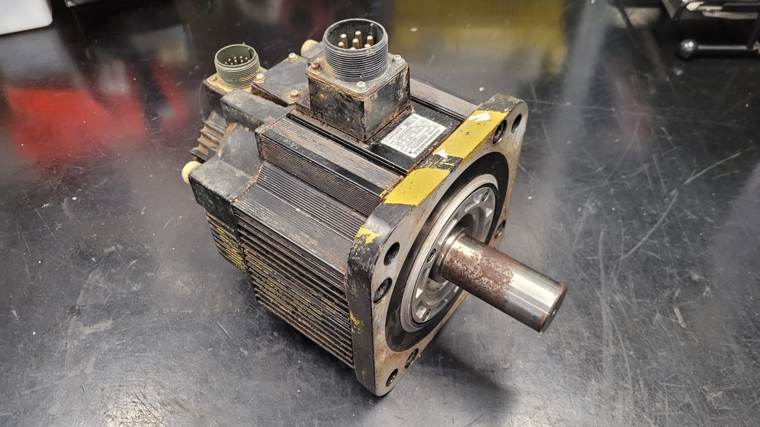 Yaskawa AC Servo Motor SGMGH-20A5A2B vor der Reparatur