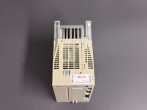 Yaskawa CACR-120-PD1VDS01 Servopack Ansicht von oben