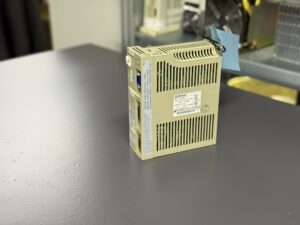 Yaskawa SGD-02AN Servopack Seite 2