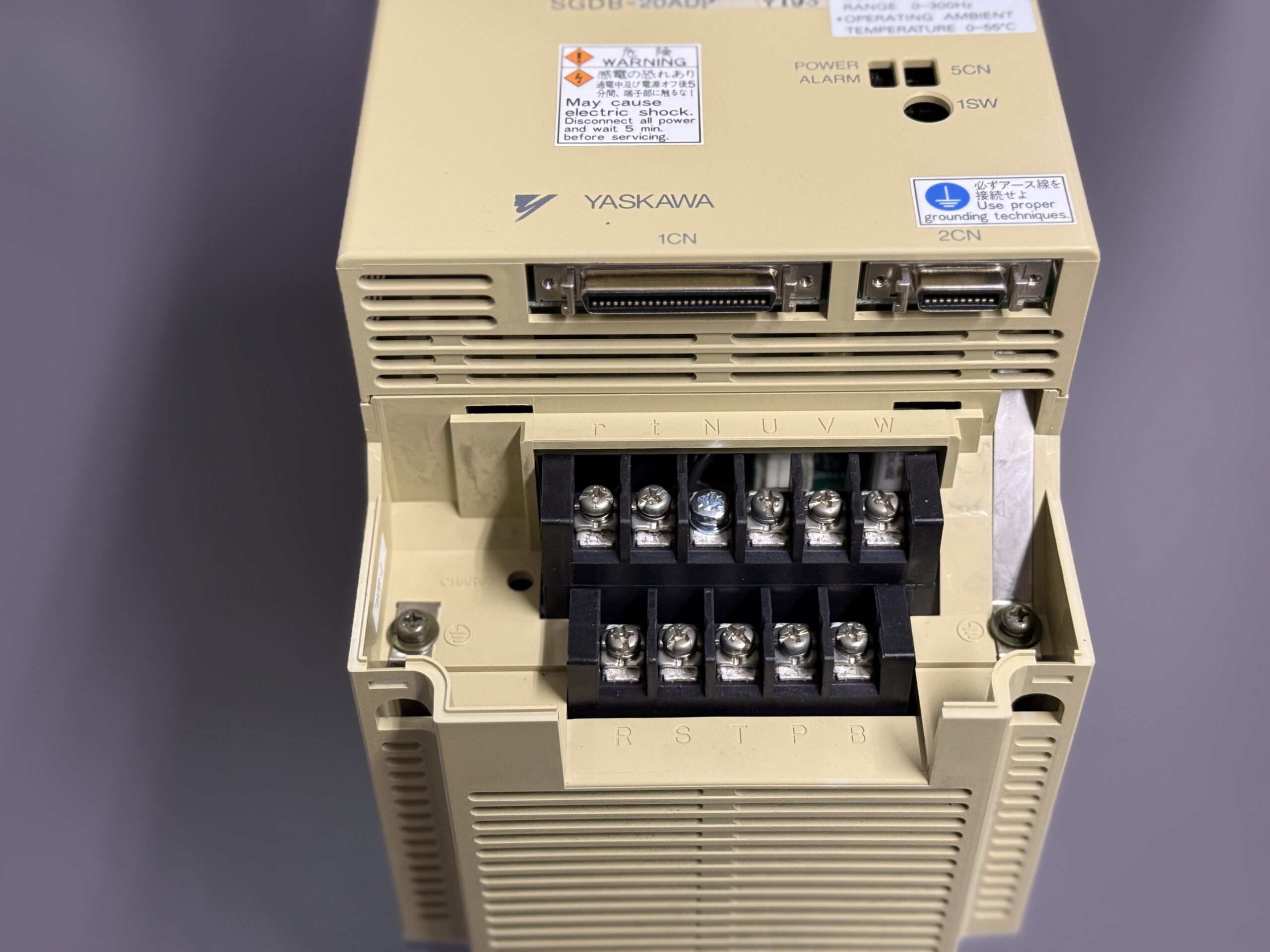 Yaskawa SGDB-20ADPY193 Servopack Seite 4