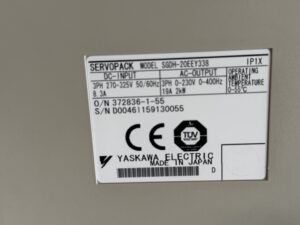 Yaskawa SGDH-20EEY338 Servopack Typenschild