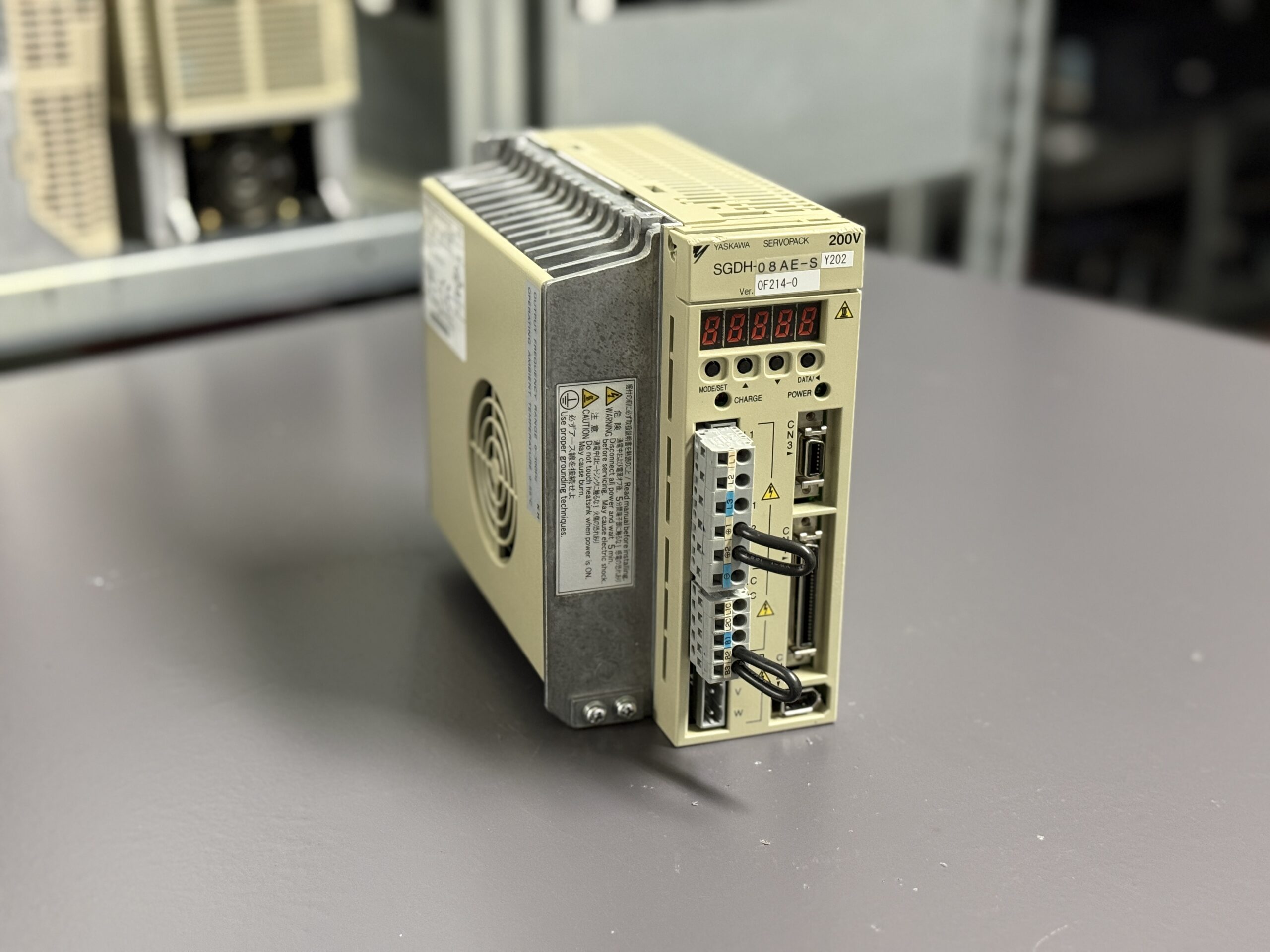 Yaskawa Servopack SGDH-08AE-SY202 Ver. 0F214-0 Hauptbild