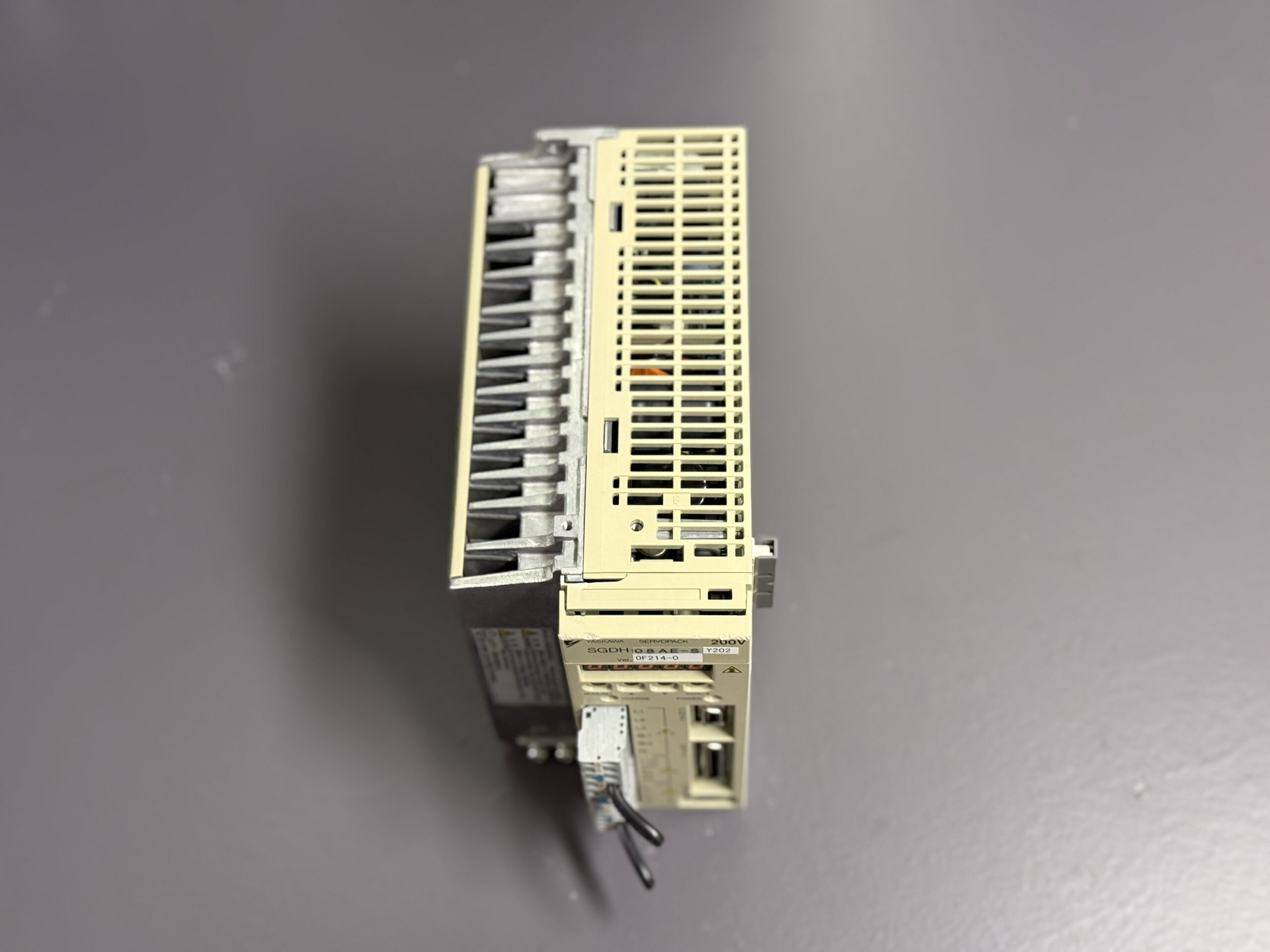 Yaskawa Servopack SGDH-08AE-SY202 Ver. 0F214-0 Seite 6