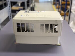 Yaskawa Varispeed 616G5 CIMR-G5C4011 Seite 1