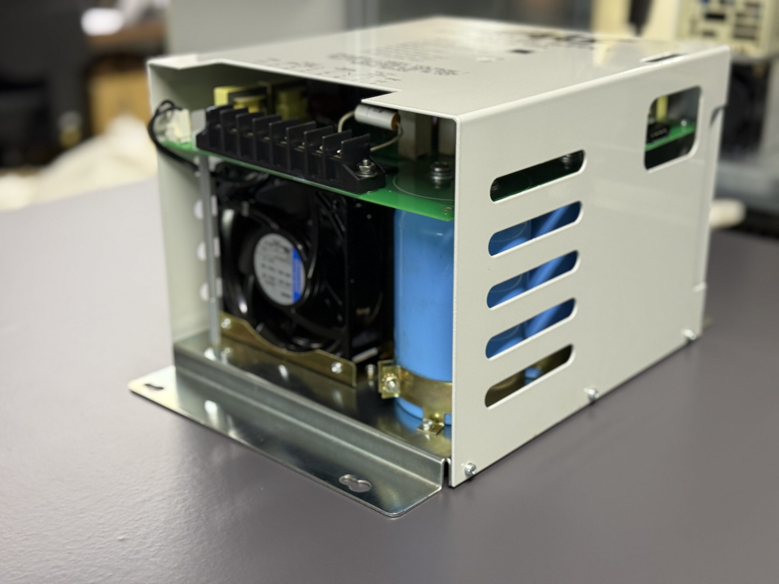 Haas 320V Power Supply 93-69-2000C Seite 3