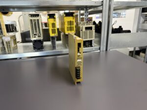 4015P-B or 32-4015P-B Haas Servo Amplifier Ansicht  Hauptbild