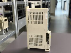 Mitsubishi MDS-A-V2-1005 AC Servo Drive Unit Seite 2