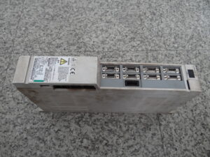 Mitsubishi MDS-A-V2-1005 AC Servo Drive Unit vor der Reparatur