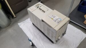 Mitsubishi Power supply MDS-C1-CV-370 vor der Reparatur 1