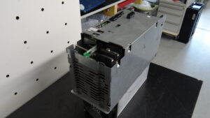 Okuma Power Supply MPS20 or 1006-2201 vor der reparatur 3