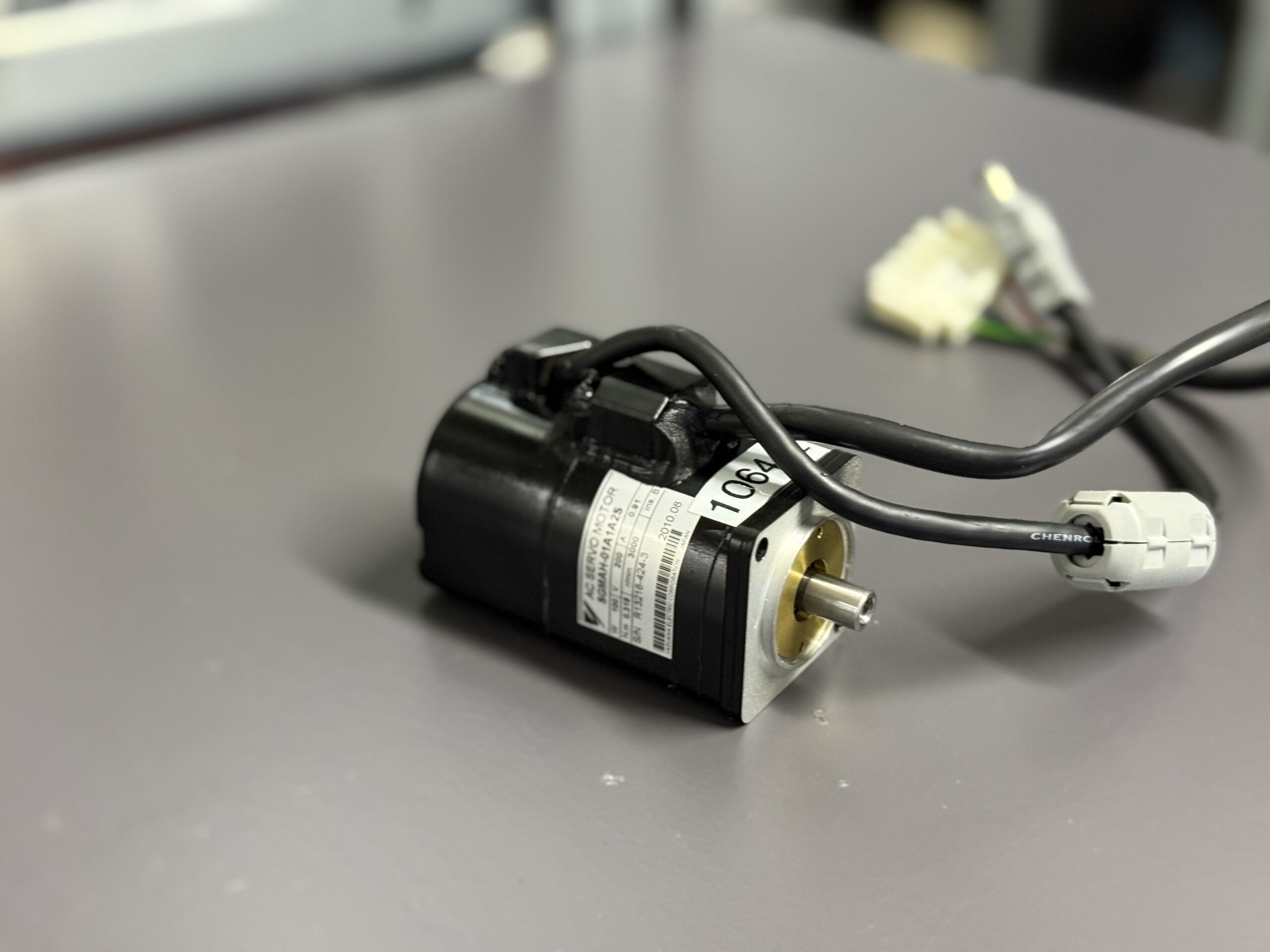 Yaskawa AC Servo Motor SGMAH-01A1A2S Seite 2