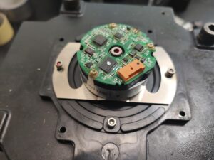 Yaskawa AC Servo Motor SGMGH-30ACA6S Encoder UTSIH-B17CK