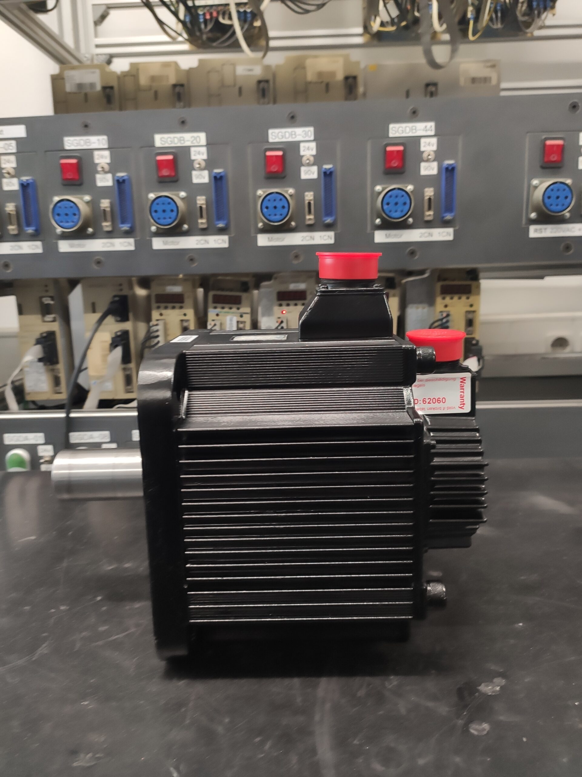 Yaskawa AC Servo Motor SGMGH-30ACA6S nach der Reparatur 2