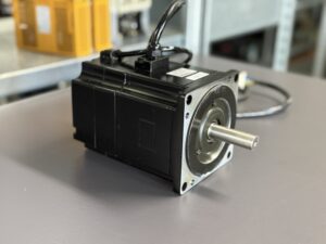 Yaskawa AC Servo Motor SGMP-15AWYR12 Seite 4