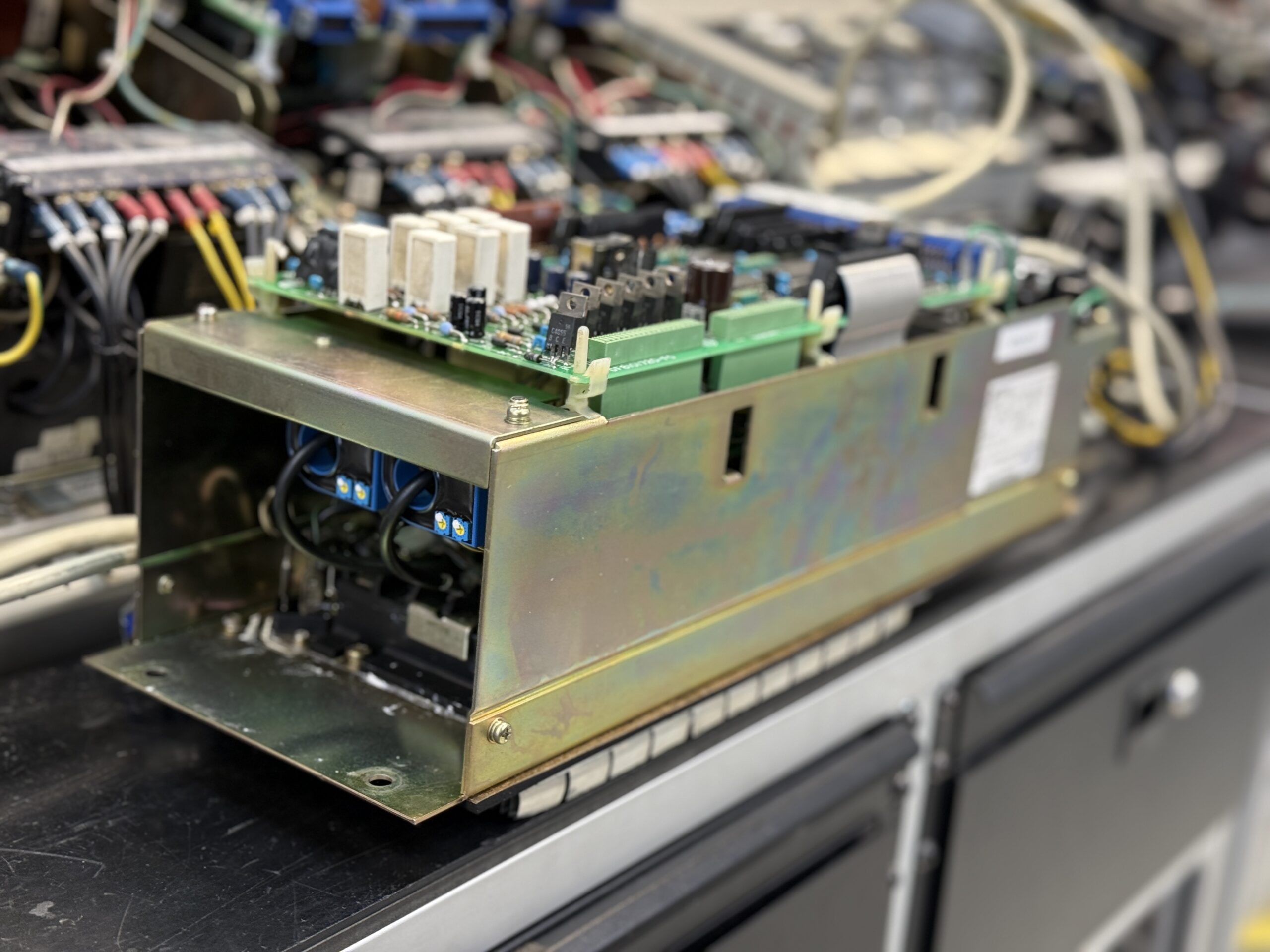 Yaskawa CACR-SR30SB1BFY100 am Testplatz 2