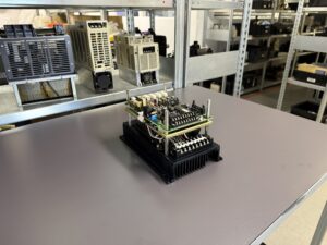 Yaskawa Juspeed-F CIMR-22AS Anischt 3