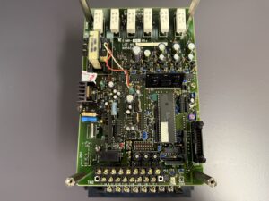 Yaskawa Juspeed-F CIMR-22AS Ansicht von oben 2