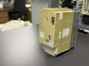 Yaskawa SGDB-15VD Servopack Seite 2