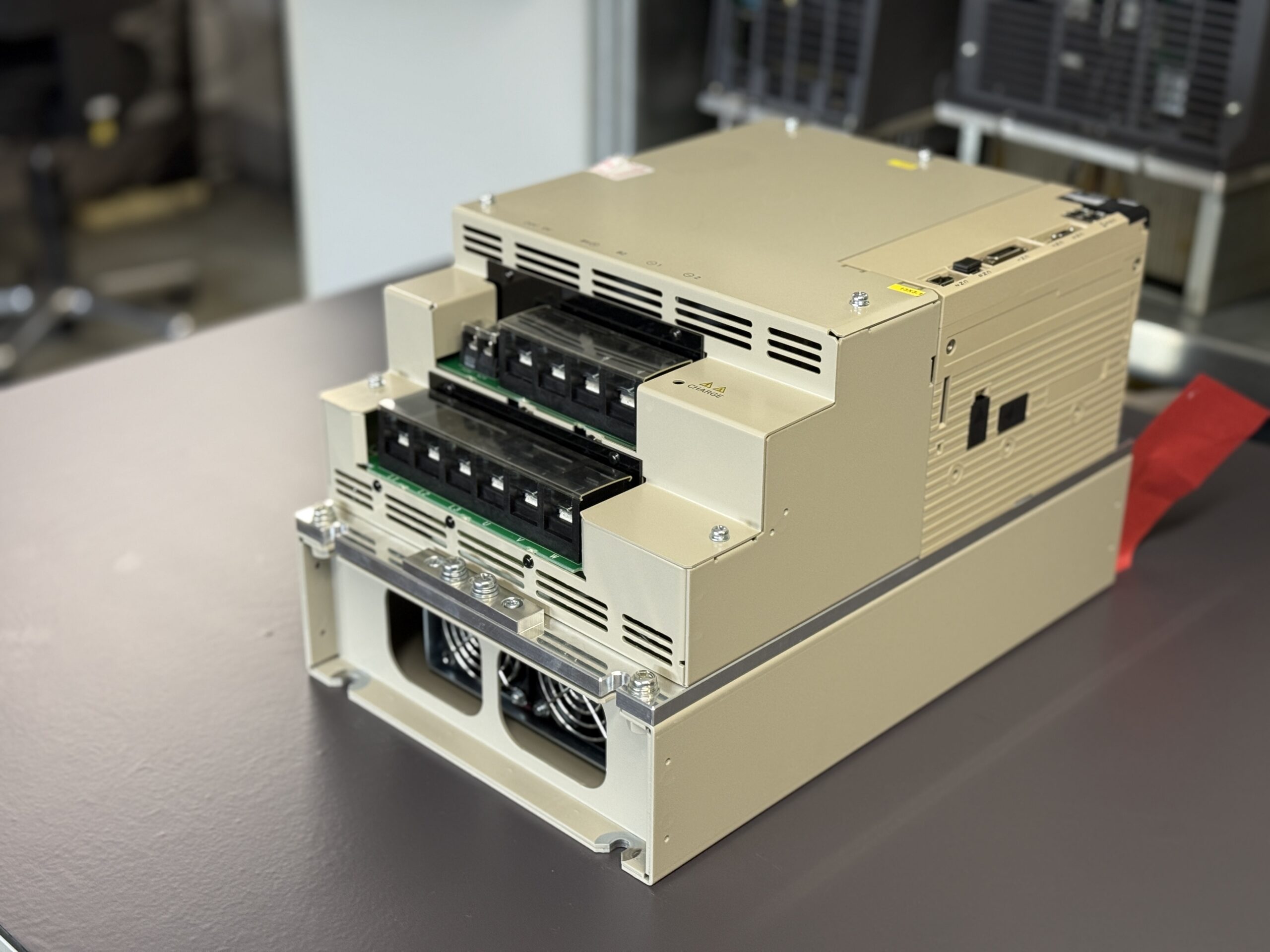 Yaskawa Servopack SGDV-260D11A Seite 3