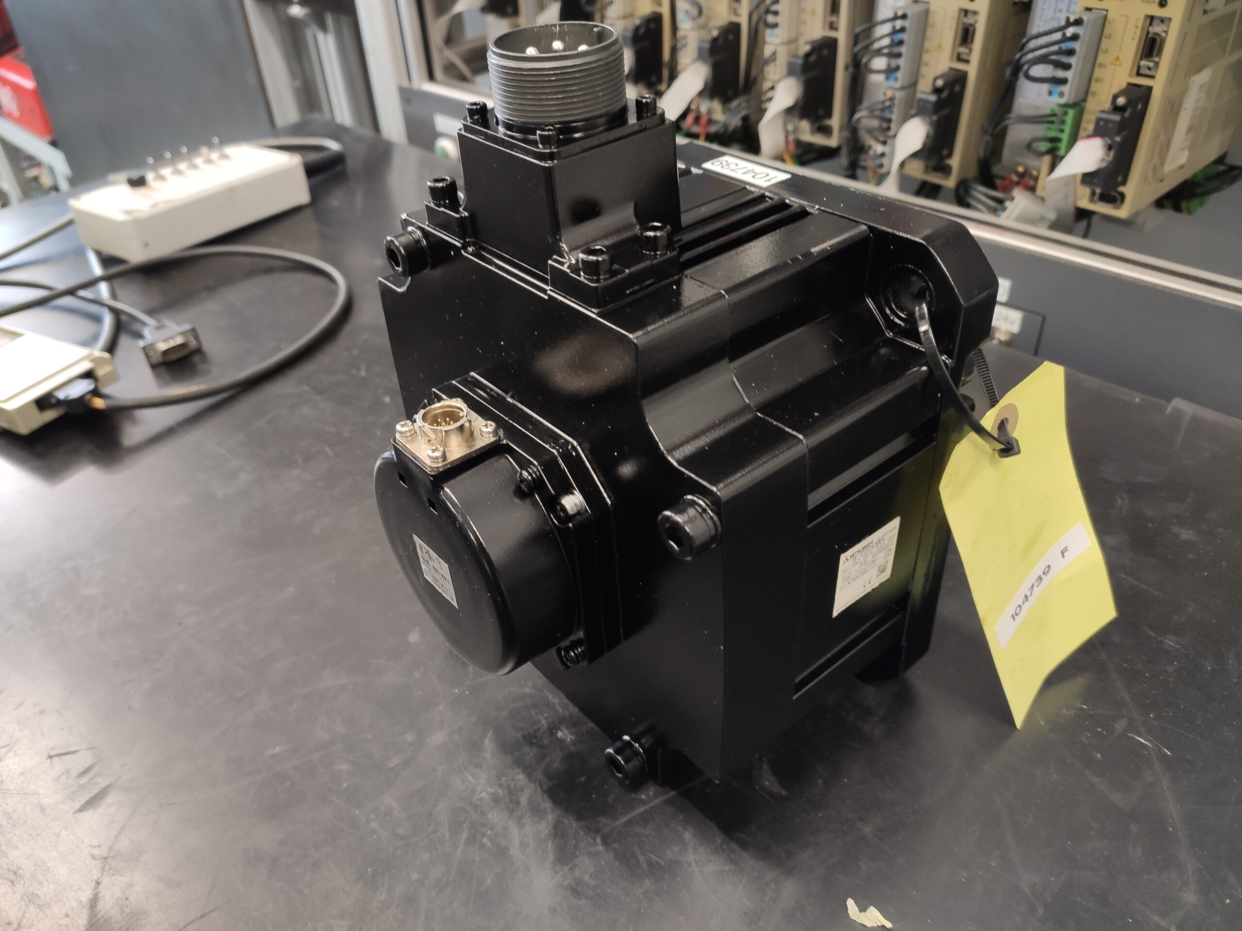 Mitsubishi AC Servo Motor HF-SP2024JKW04 nach der Reparatur 2