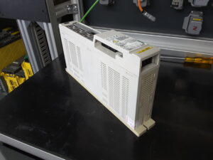 Mitsubishi Servo Drive Unit MDS-B-V1-10 nach der Reparatur 1