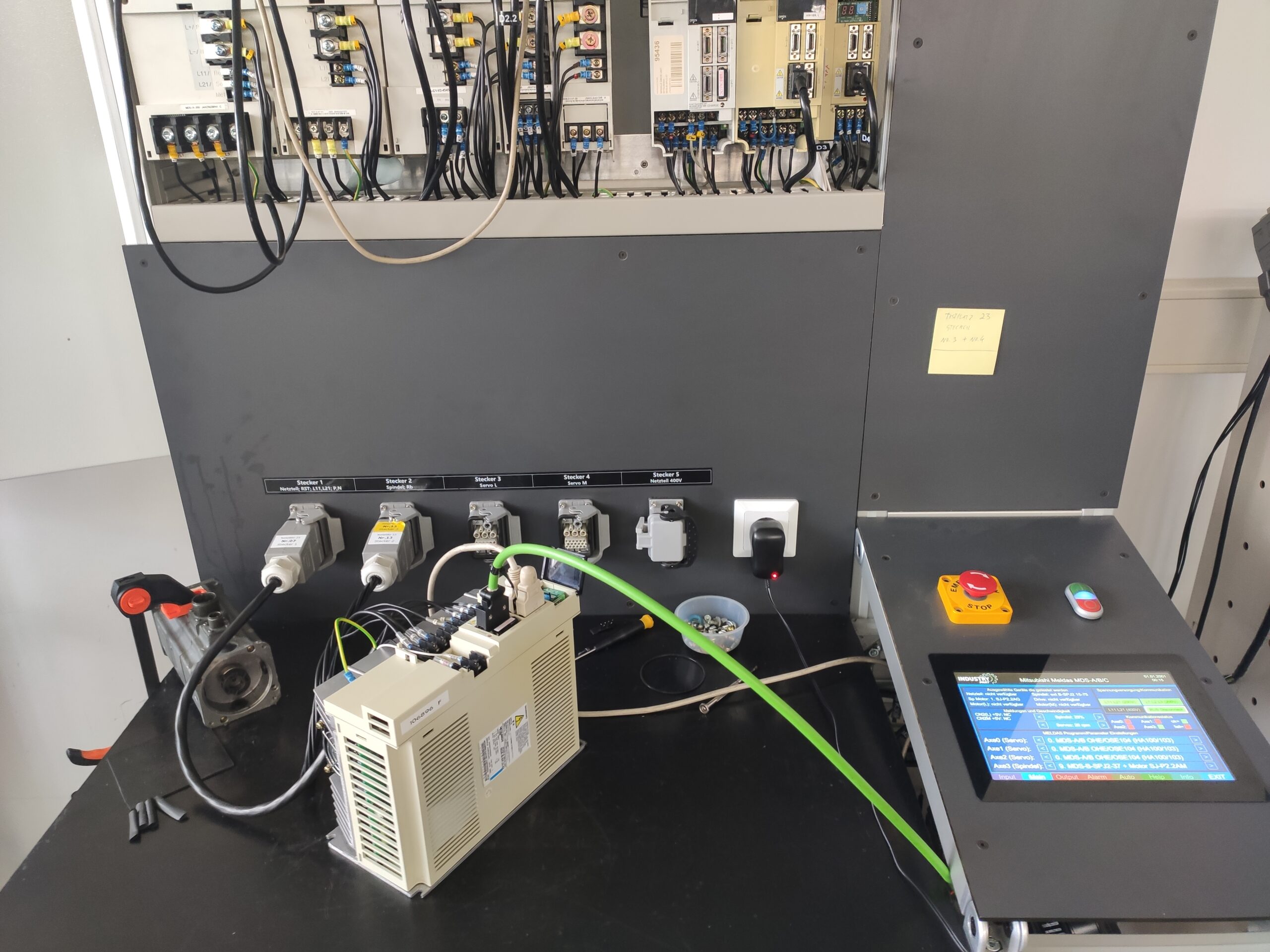 Mitsubishi Spindle Drive Unit MDS-B-SPJ2-55 am Testplatz