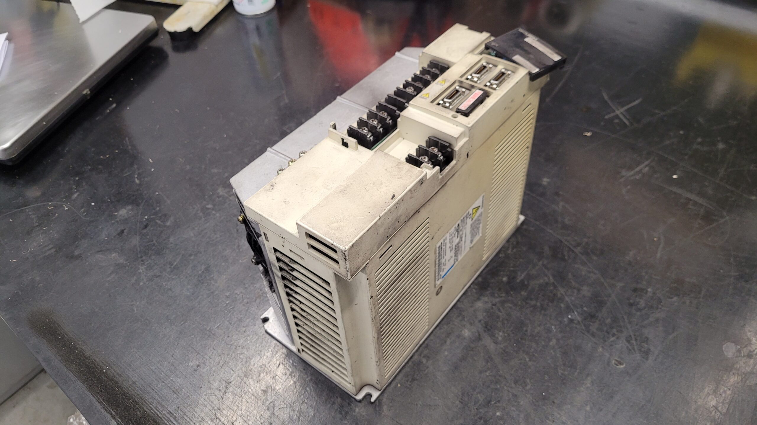 Mitsubishi Spindle Drive Unit MDS-B-SPJ2-55 vor der reparatur 2