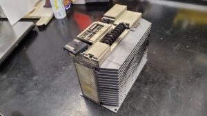 Mitsubishi Spindle Drive Unit MDS-B-SPJ2-55 vor der reparatur 3