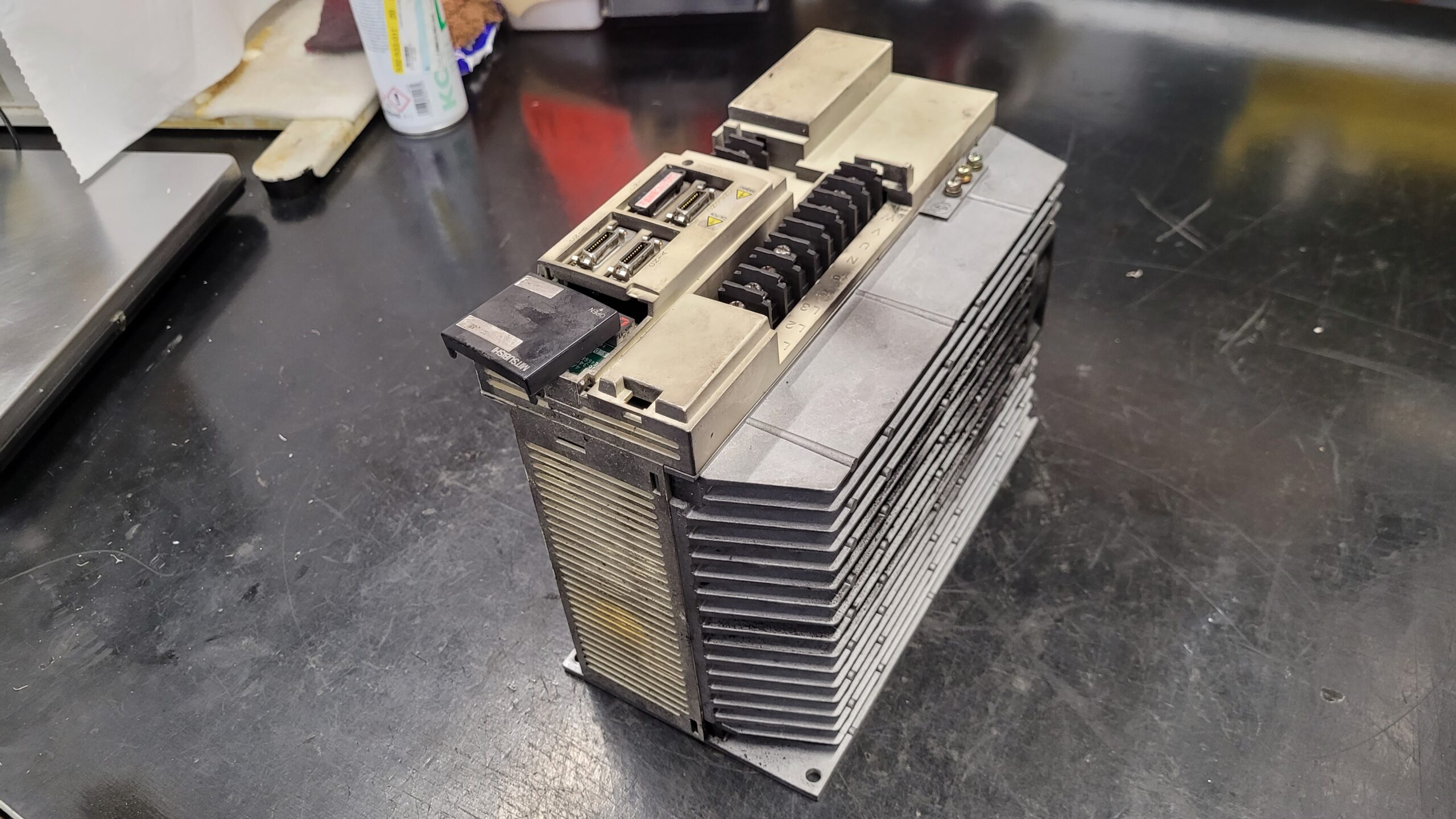 Mitsubishi Spindle Drive Unit MDS-B-SPJ2-55 vor der reparatur 3