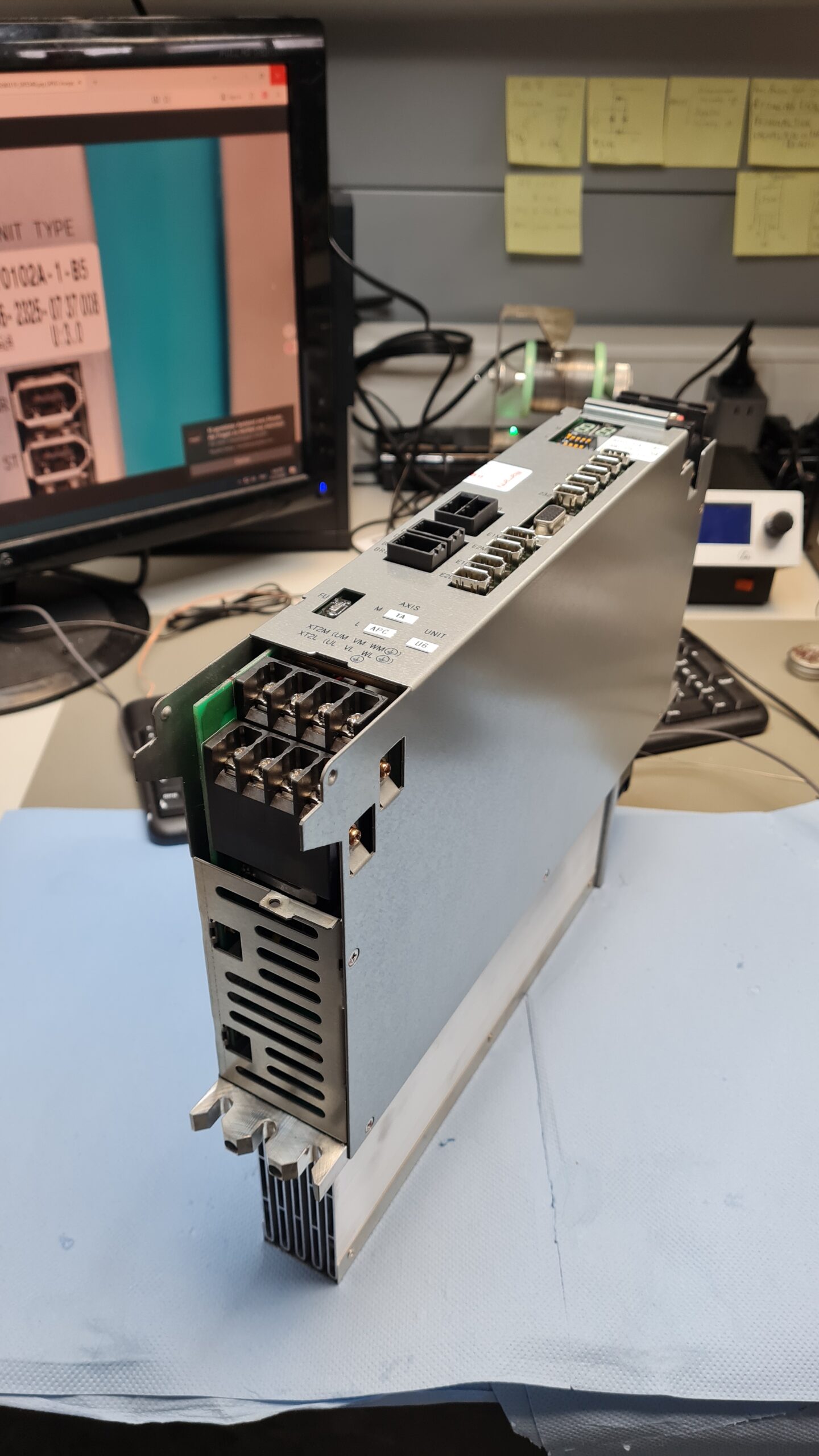 Okuma Servo Drive Unit MIV0102A-1-B5 or 1006-2325 nach der Reparatur