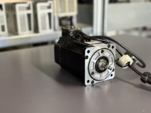 Yaskawa AC Servo Motor SGMGH-03A5A-SE16 Hauptbild