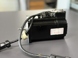 Yaskawa AC Servo Motor SGMGH-03A5A-SE16 Seite 3