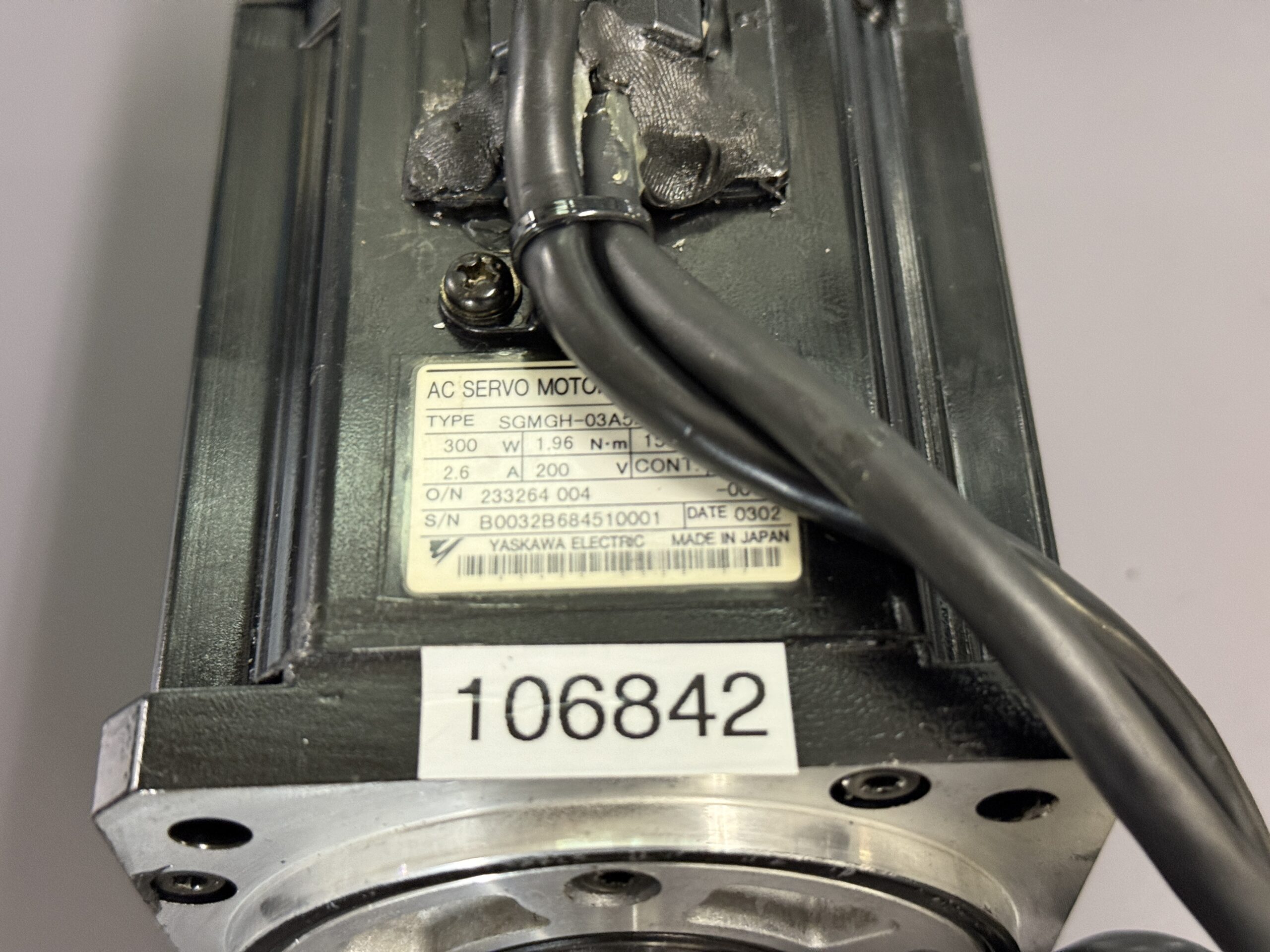 Yaskawa AC Servo Motor SGMGH-03A5A-SE16 Typenschild