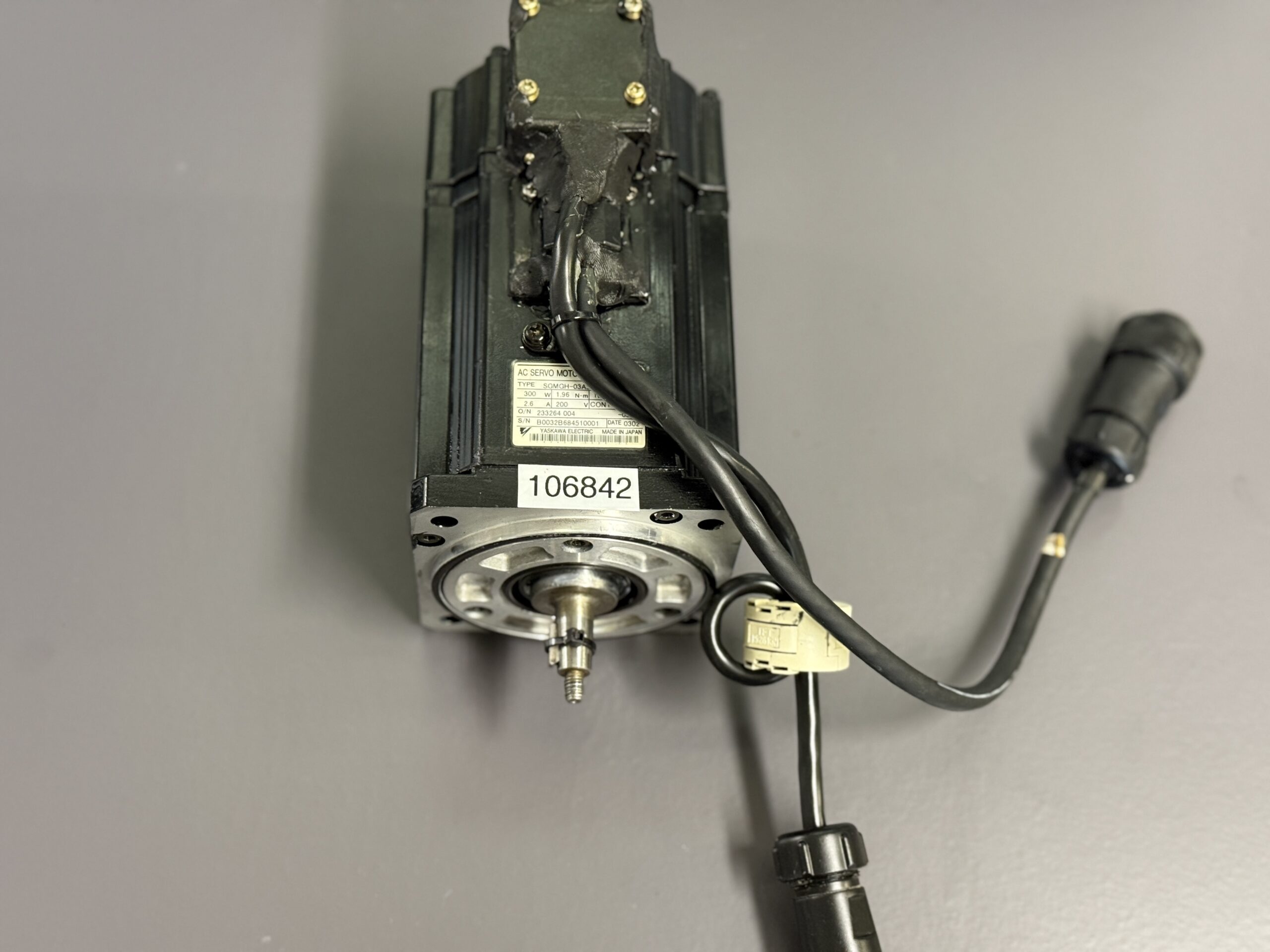 Yaskawa AC Servo Motor SGMGH-03A5A-SE16 von oben