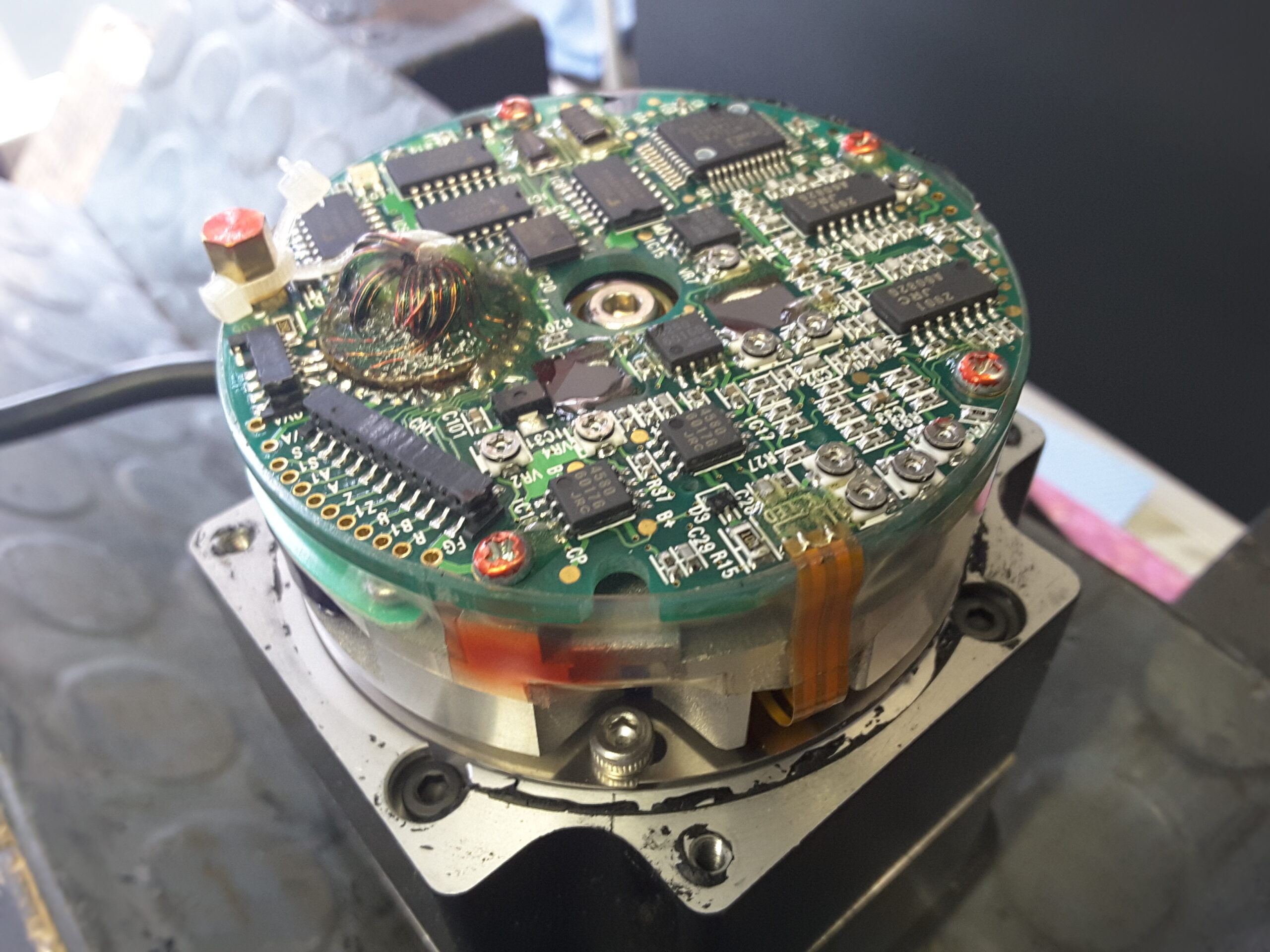 Yaskawa AC Servo Motor SGMP-02AWYR12 mit Encoder Yaskawa UTMAH-B12BF1S