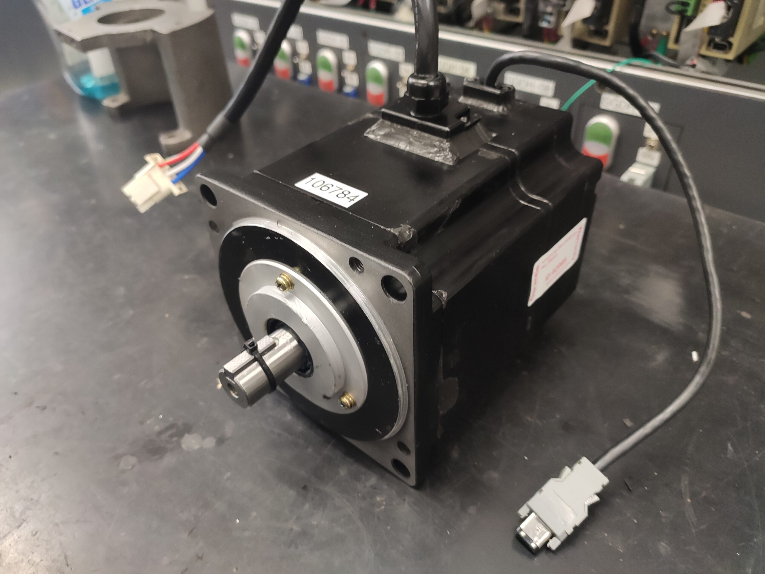 Yaskawa AC Servo Motor SGMPH-15A1A6D Seite 2